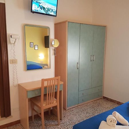 Hotel Villa Ersilia Rimini B&B מראה חיצוני תמונה