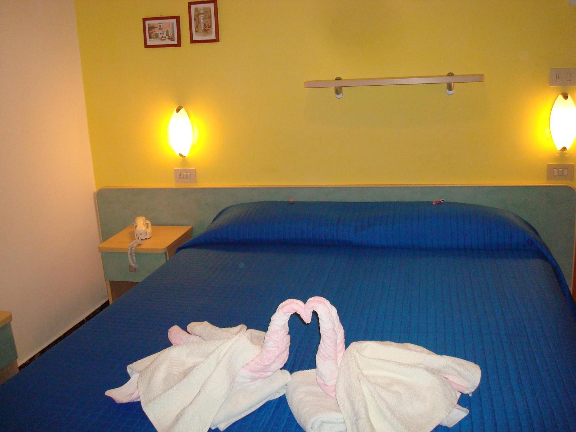 Hotel Villa Ersilia Rimini B&B מראה חיצוני תמונה