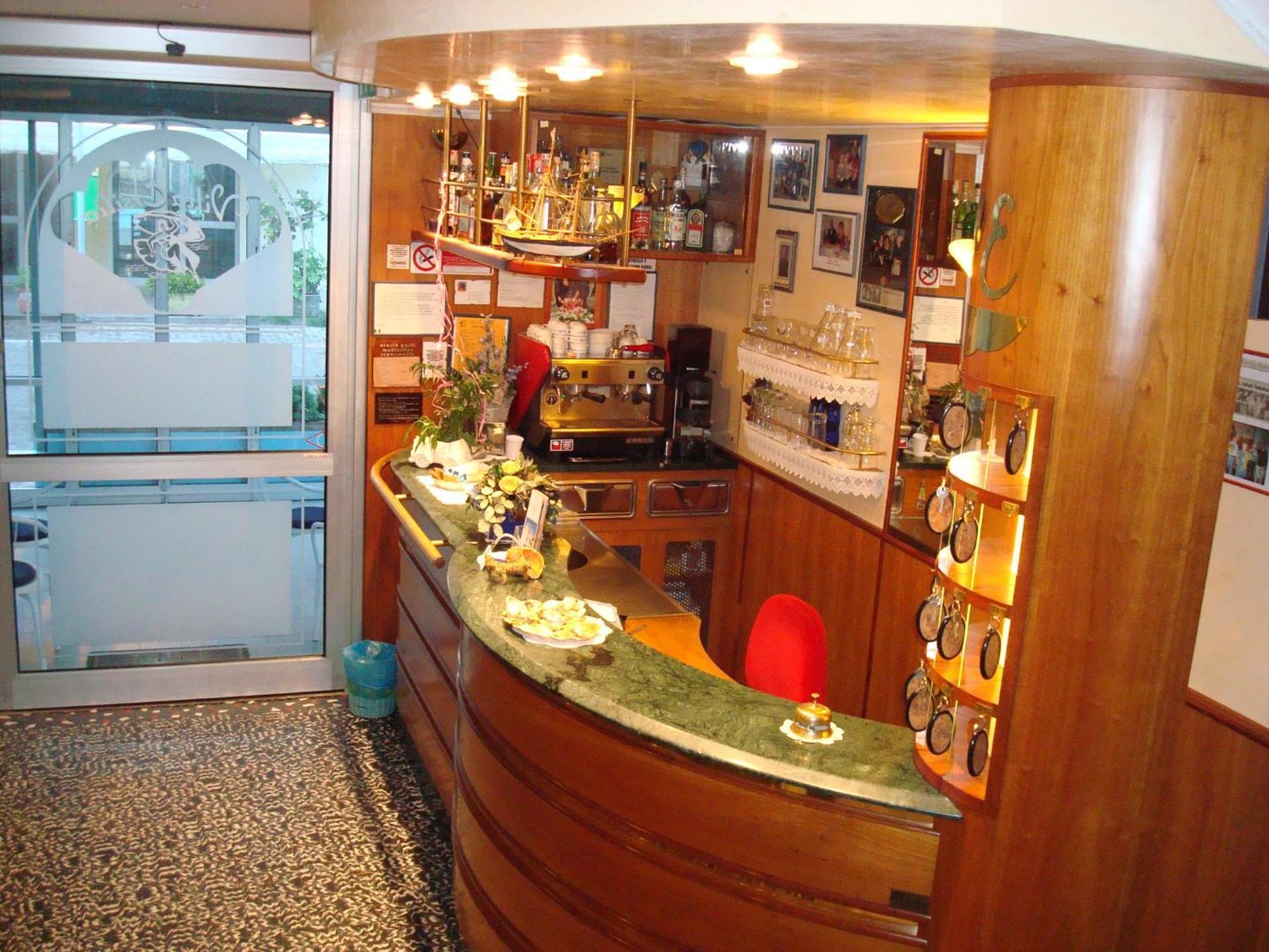 Hotel Villa Ersilia Rimini B&B מראה חיצוני תמונה