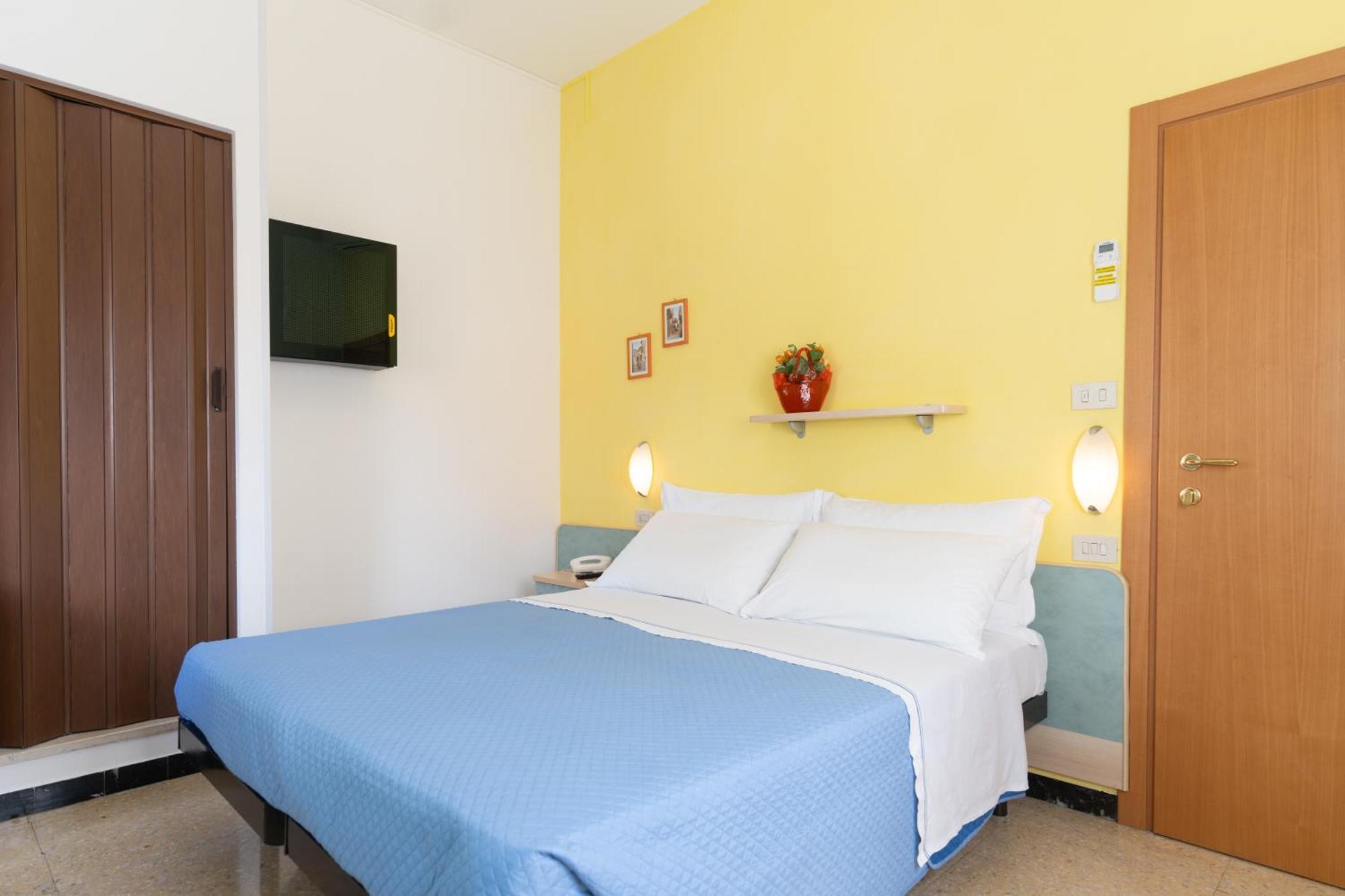 Hotel Villa Ersilia Rimini B&B מראה חיצוני תמונה