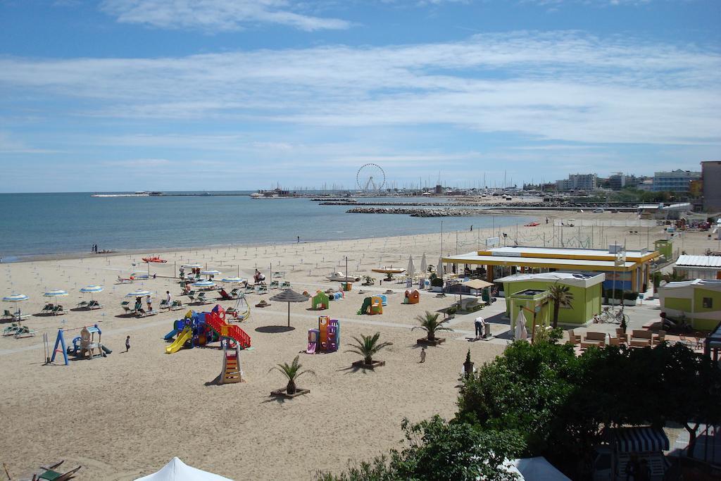 Hotel Villa Ersilia Rimini B&B מראה חיצוני תמונה